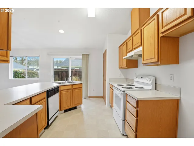 $359,900 | 511 Southeast Clark Avenue, Battle Ground, WA 98604