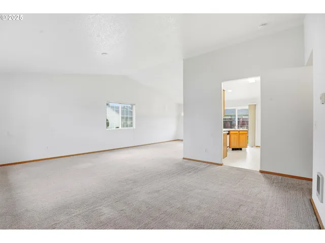 $359,900 | 511 Southeast Clark Avenue, Battle Ground, WA 98604