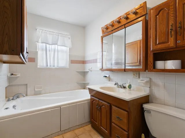 $669,000 | 1006 County Road 2475, Alvord, TX 76225