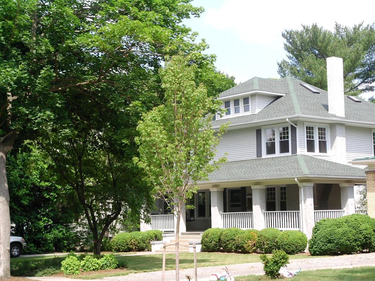 1842 Greenwood Road Southwest Roanoke, VA 24015 - Photo 1 of 1 Main