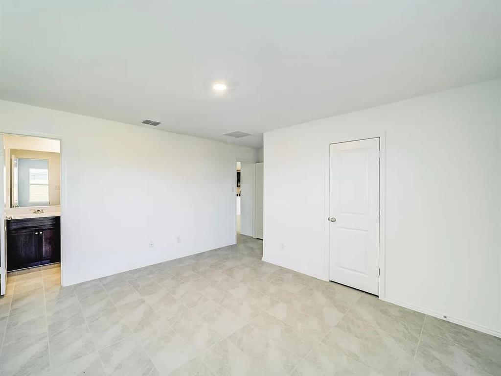 352 Sun Bluff Road Fort Worth, TX 76052 - Photo 27 of 33