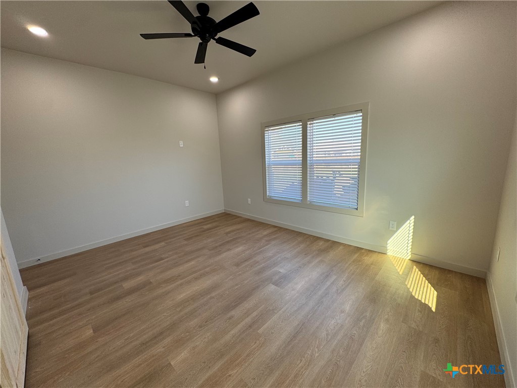 318 Warehouse Road Victoria, TX 77905 - Photo 15 of 39