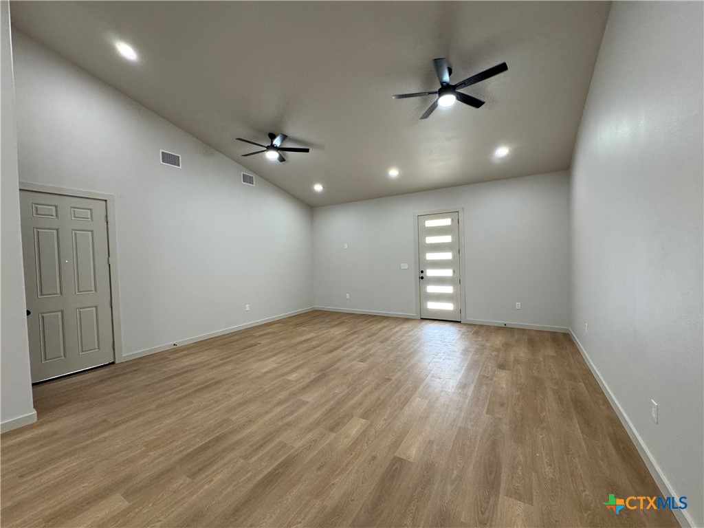 318 Warehouse Road Victoria, TX 77905 - Photo 2 of 39