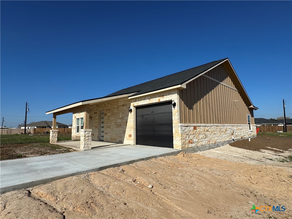 318 Warehouse Road Victoria, TX 77905 - Photo 38 of 39