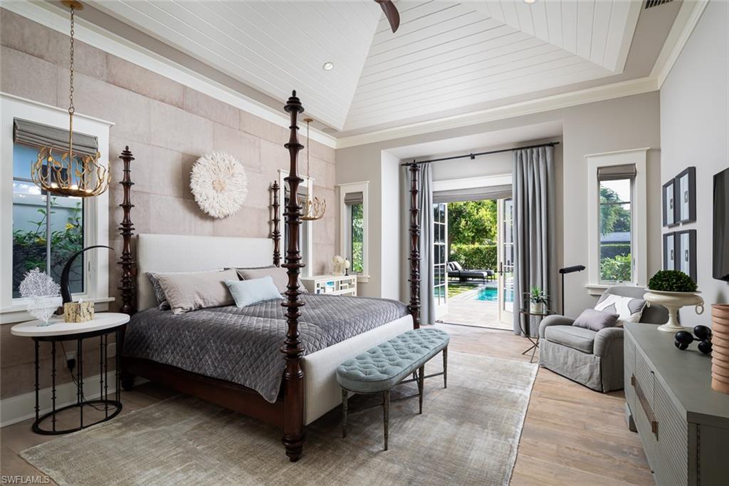 3170 Crayton Road Naples, FL 34103 - Photo 28 of 50