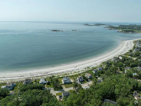 $4,900,000 | 669 Kings Highway, Kennebunkport, ME 04046