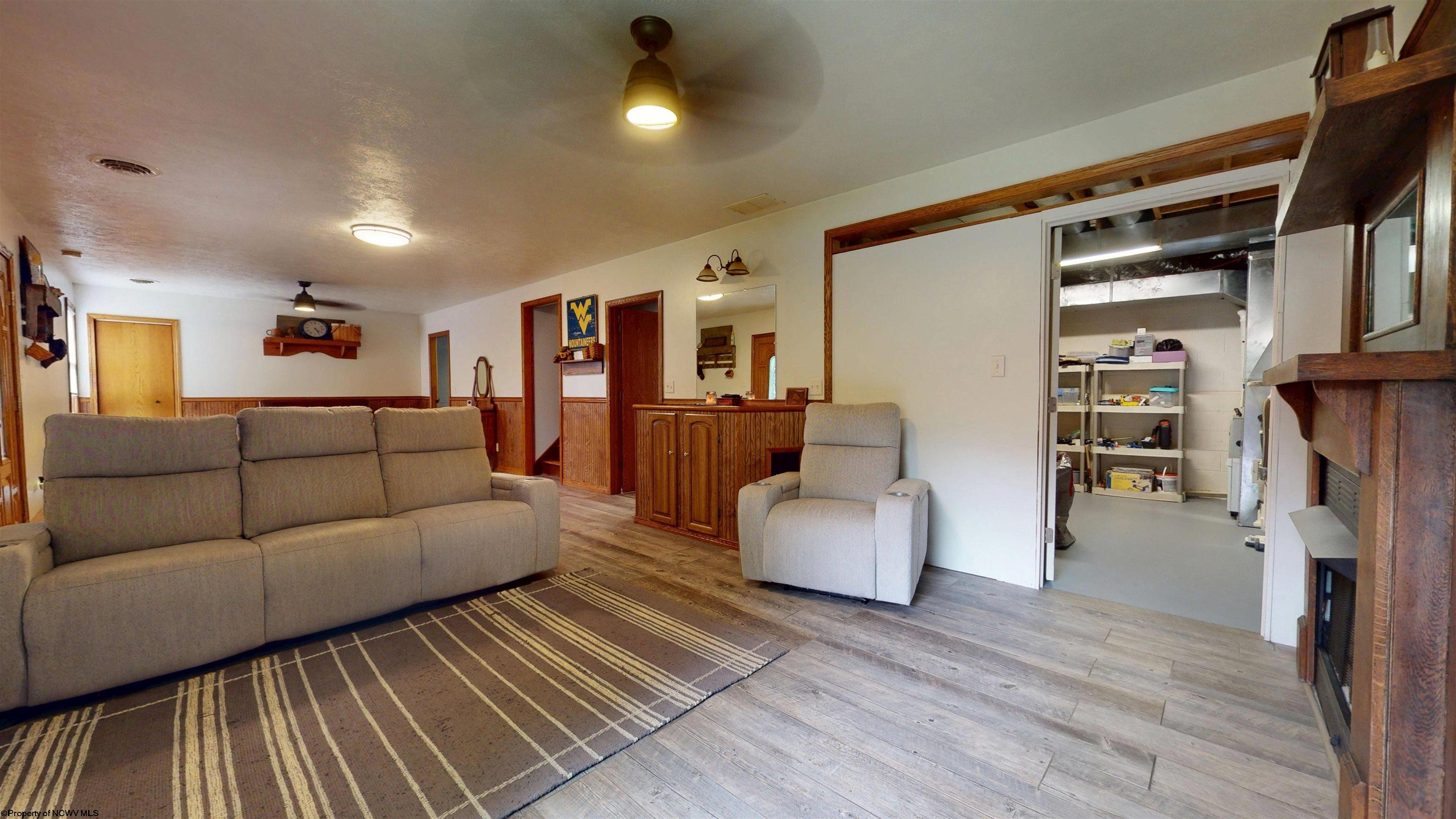1344 Goose Run Road Fairmont, WV 26554 - Photo 8 of 40 Gallery Image 8