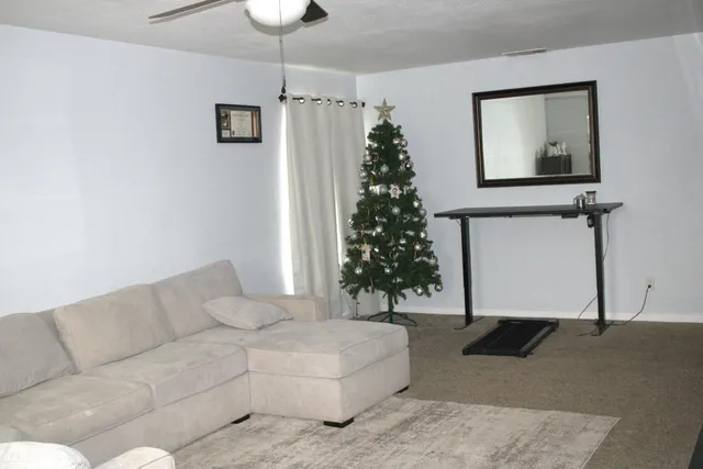 $430,000 | 275 North Peach Avenue, Clovis, CA 93612