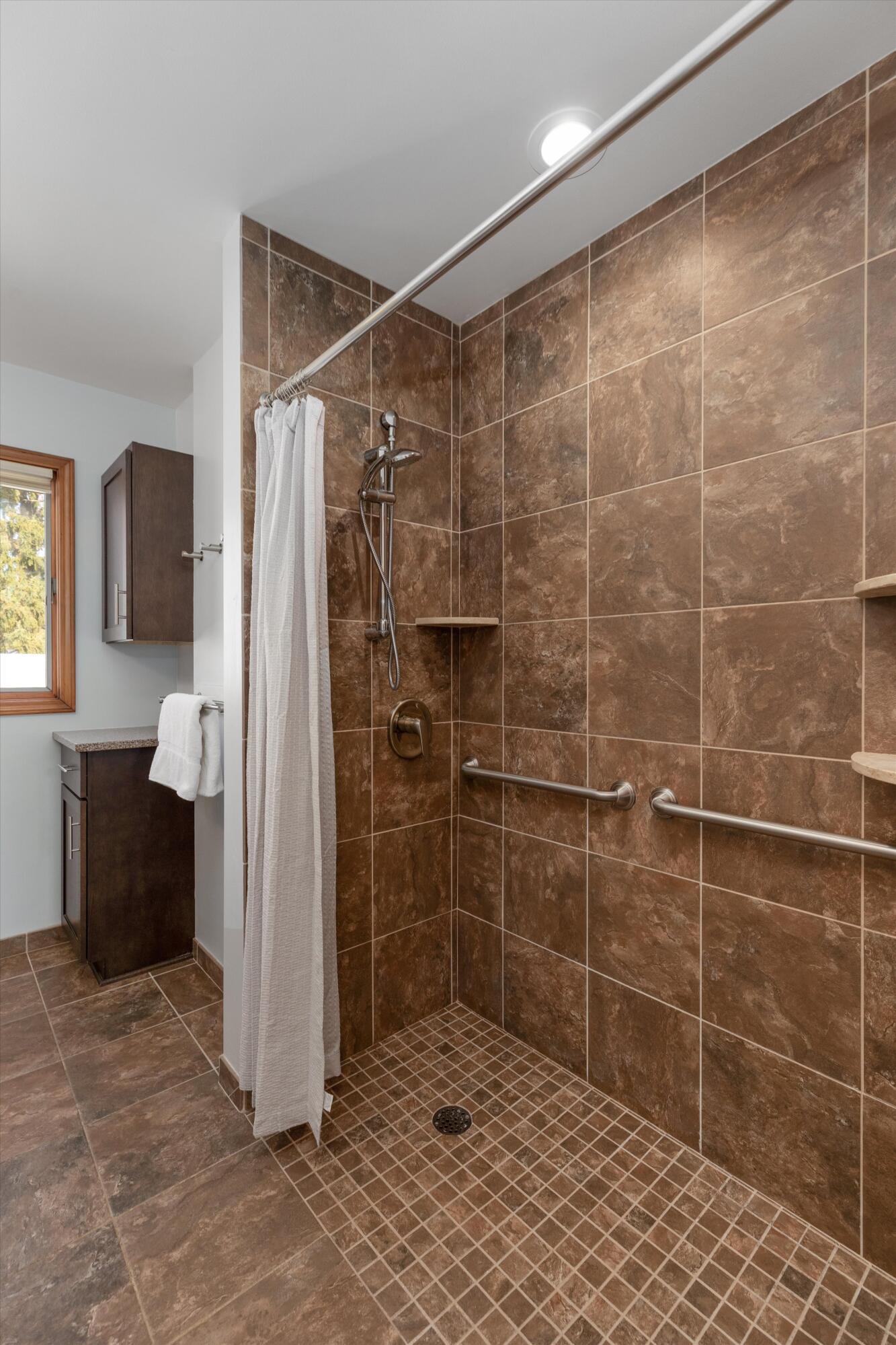 2107 Ferdon Road Ann Arbor, MI 48104 - Photo 26 of 52 42-2107 Ferdon Rd 0031