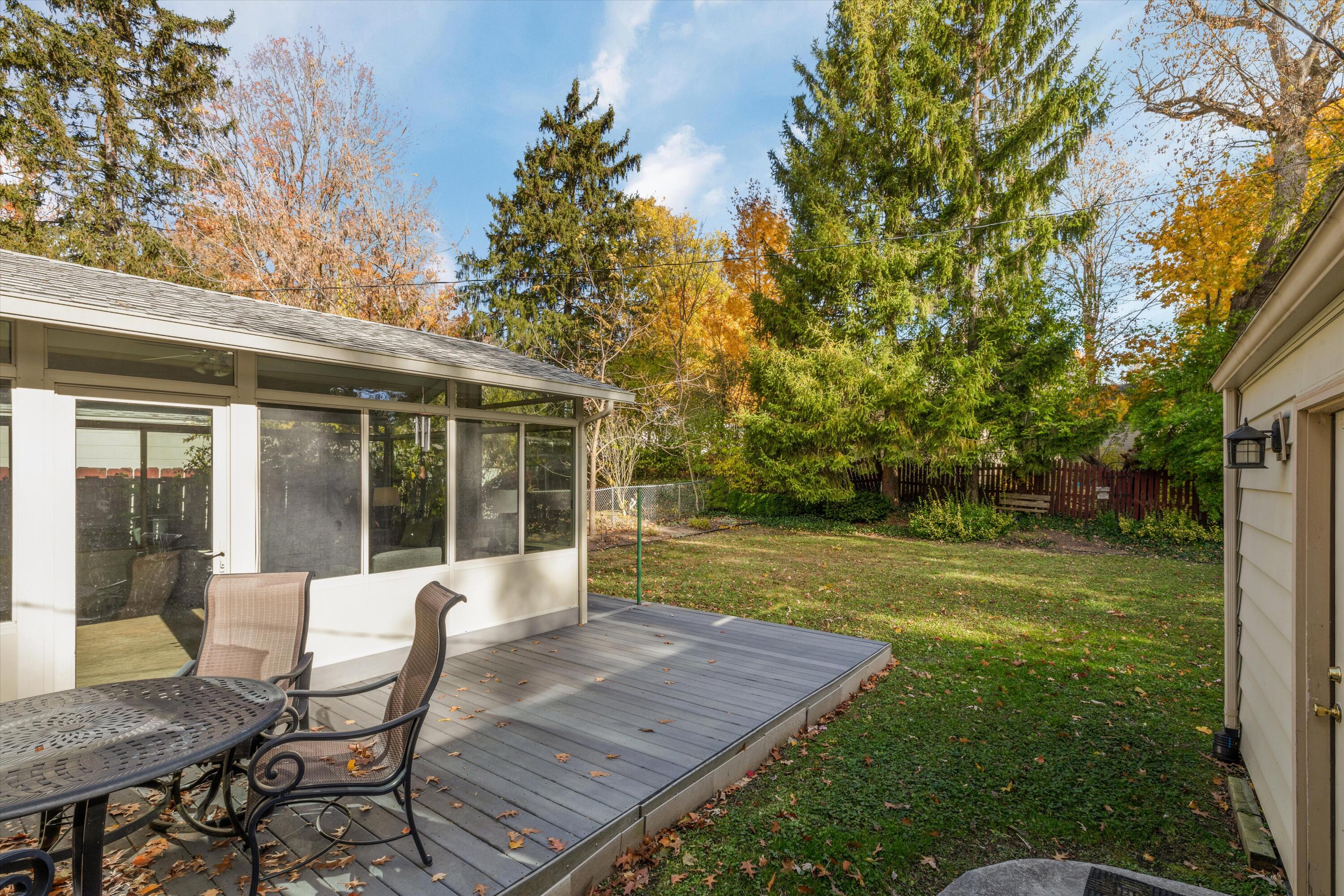 2107 Ferdon Road Ann Arbor, MI 48104 - Photo 37 of 52 55-2107 Ferdon Rd 0044