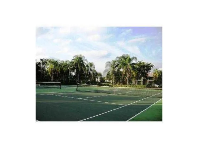 $2,050 | 941 Lyons Road, Unit 5105, Coconut Creek, FL 33063