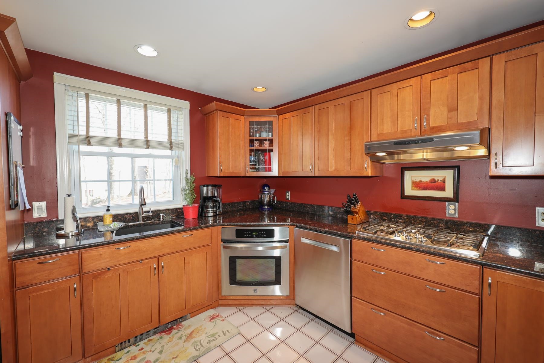 1465 Hooksett Road, Unit 350 Hooksett, NH 03106 - Photo 6 of 25