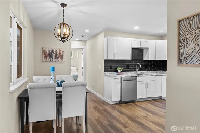 $140,000 | 14322 Admiralty Way, Unit 31, Lynnwood, WA 98087