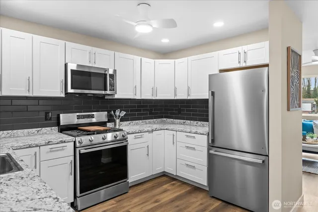 $140,000 | 14322 Admiralty Way, Unit 31, Lynnwood, WA 98087