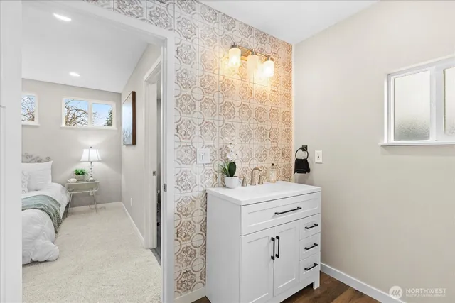 $140,000 | 14322 Admiralty Way, Unit 31, Lynnwood, WA 98087