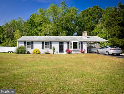 407 Bryan Point Road Accokeek, MD 20607 - Photo 2 of 30