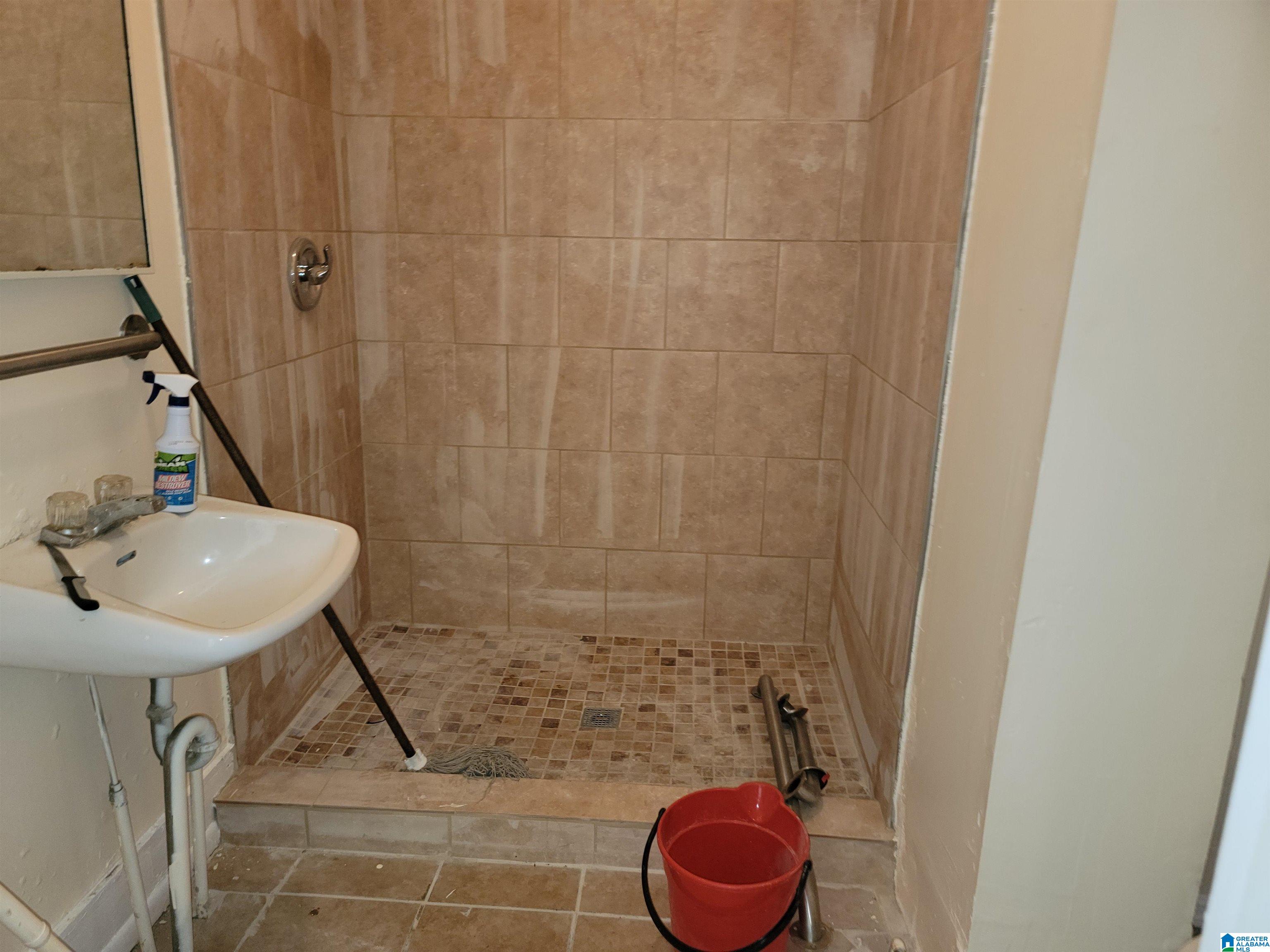 1304 Avenue R Birmingham, AL 35218 - Photo 24 of 37