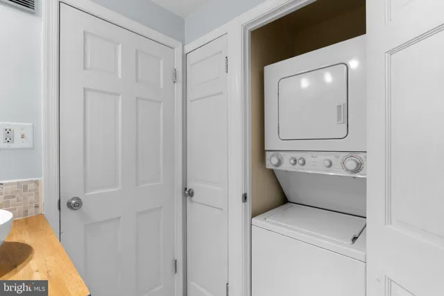 a view of washer and dryer