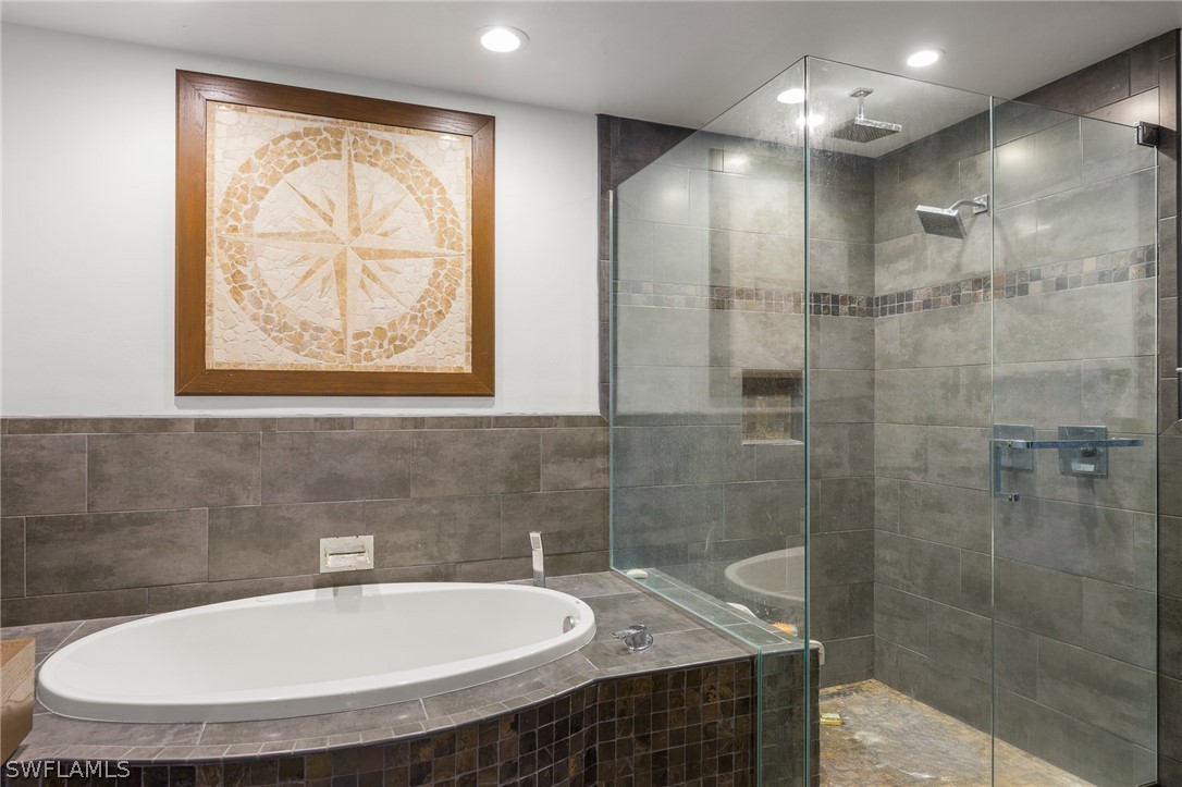 2340 Old N River Road LaBelle, FL 33935 - Photo 14 of 28 a bathroom with a sink and a mirror