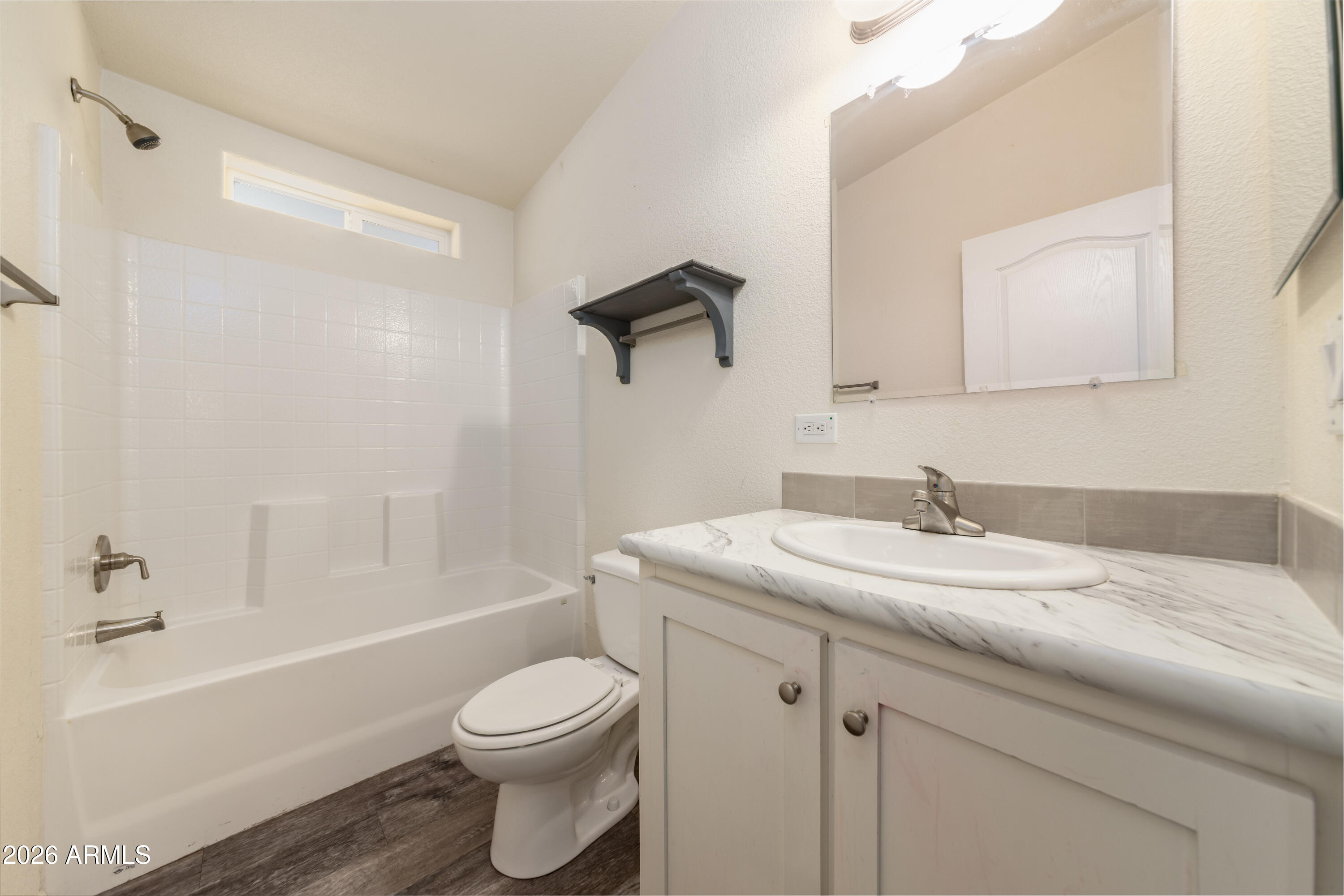 5641 East Garland Prairie Road Williams, AZ 86046 - Photo 11 of 22 Bathroom