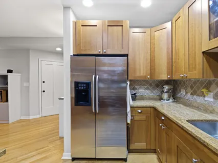 $449,900 | 4250 North Mozart Street, Unit 2N, Chicago, IL 60618