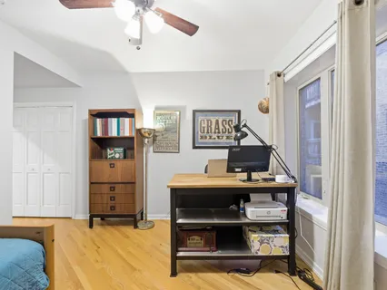 $449,900 | 4250 North Mozart Street, Unit 2N, Chicago, IL 60618