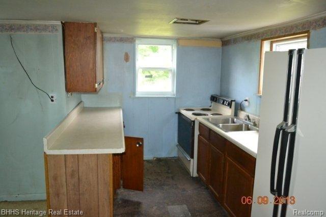 10901 Wiggins Road Howell, MI 48855 - Photo 8 of 25 Kitchen