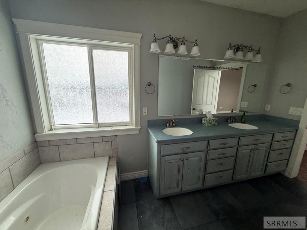 354 East Lower Rock Creek Road Inkom, ID 83245 - Photo 18 of 27