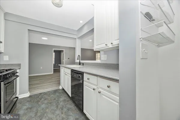 $2,675 | 10001 Vanderbilt Circle, Unit 4, Rockville, MD 20850