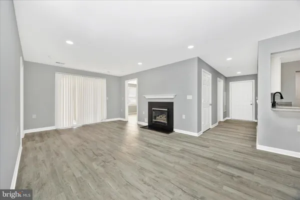 $2,675 | 10001 Vanderbilt Circle, Unit 4, Rockville, MD 20850