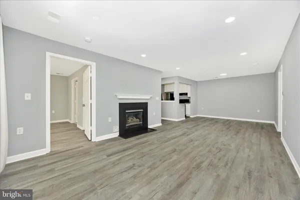 $2,675 | 10001 Vanderbilt Circle, Unit 4, Rockville, MD 20850