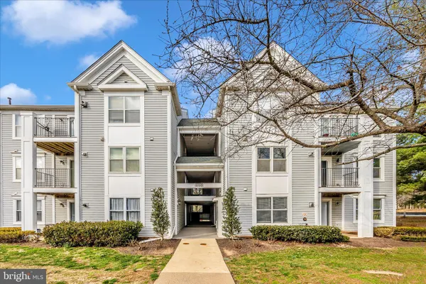 $2,675 | 10001 Vanderbilt Circle, Unit 4, Rockville, MD 20850