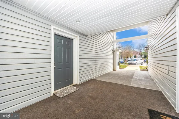 $2,675 | 10001 Vanderbilt Circle, Unit 4, Rockville, MD 20850