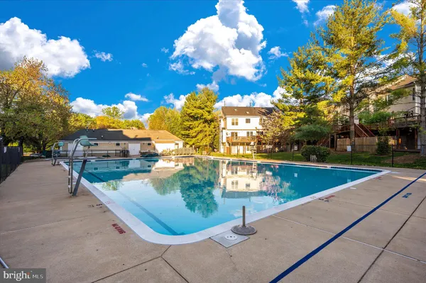 $2,675 | 10001 Vanderbilt Circle, Unit 4, Rockville, MD 20850