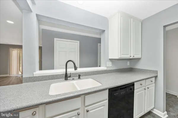 $2,675 | 10001 Vanderbilt Circle, Unit 4, Rockville, MD 20850