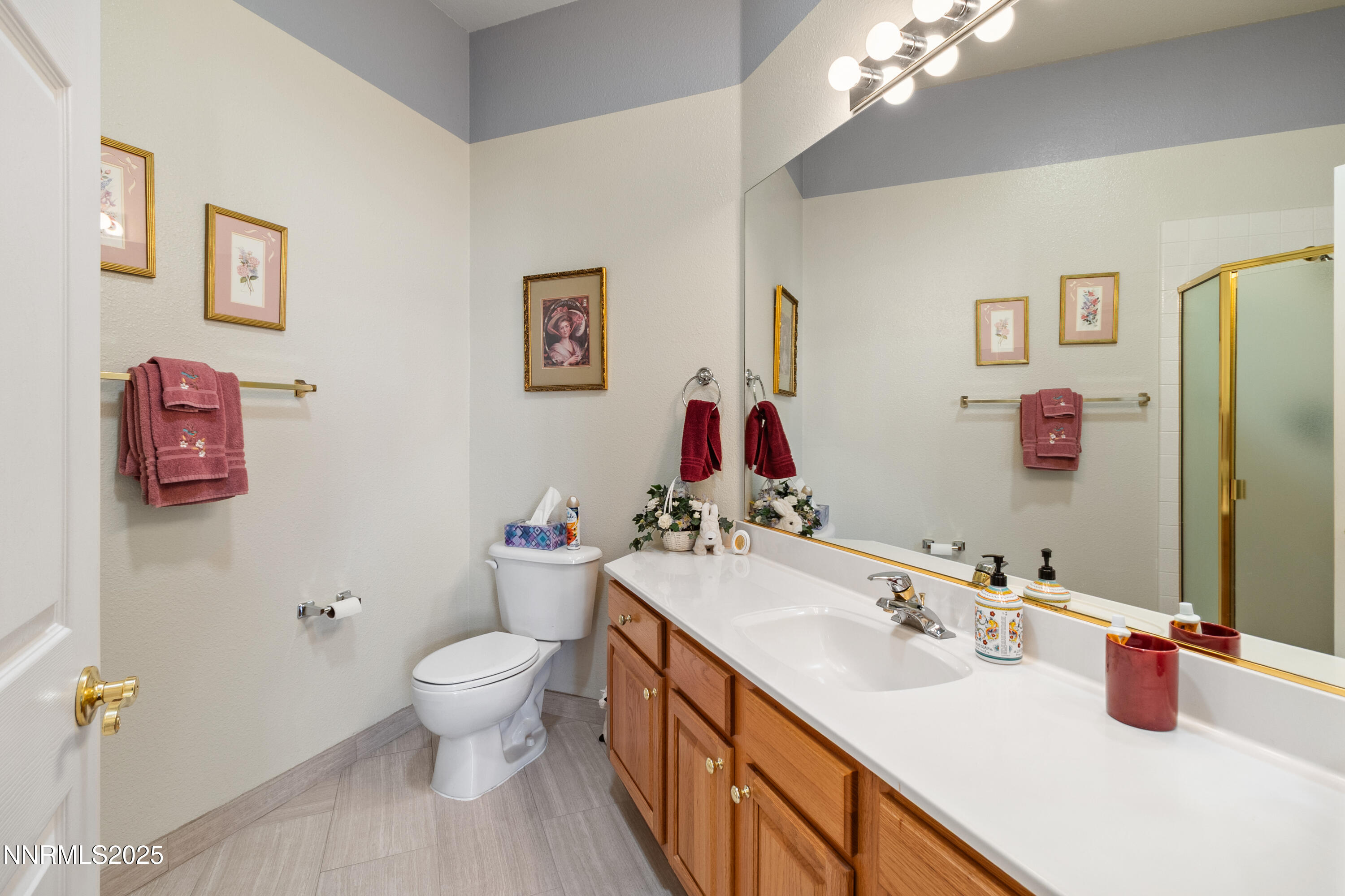 464 Sierra Leaf Circle Reno, NV 89511 - Photo 6 of 34 8L6A2973