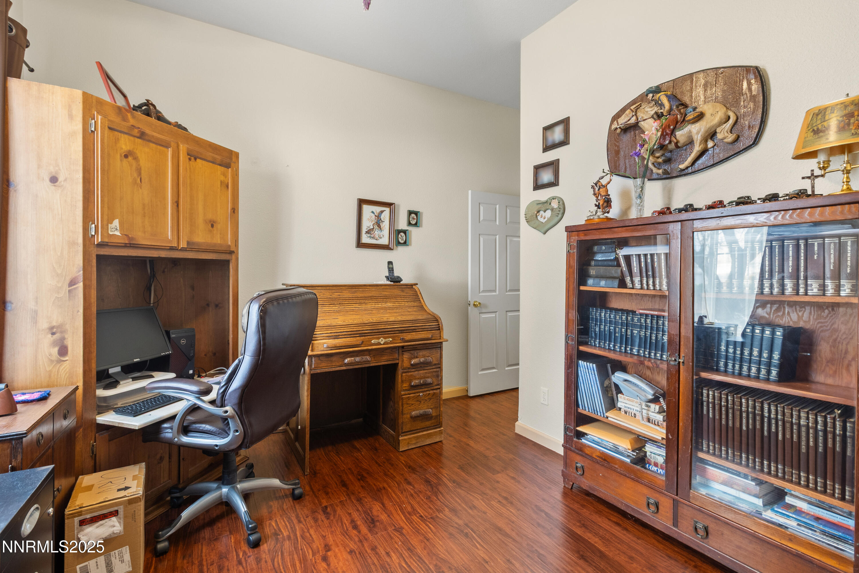 464 Sierra Leaf Circle Reno, NV 89511 - Photo 8 of 34 8L6A2979