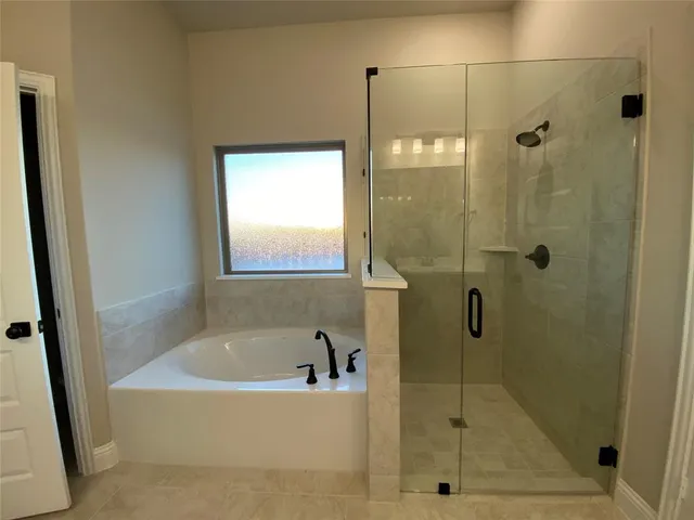 $379,990 | 415 Aldred Street, Greenville, TX 75401