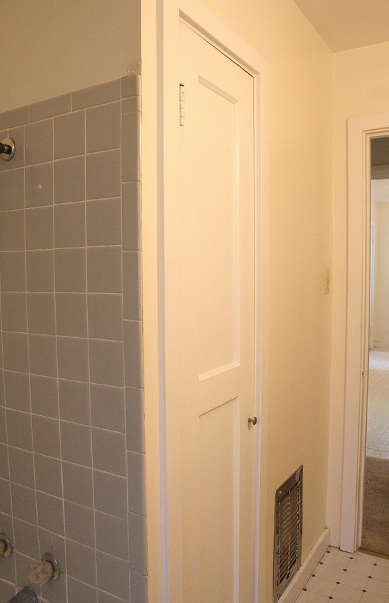 9455 Thatcher Mill Road Shingletown, CA 96088 - Photo 15 of 22 a bathroom with a shower