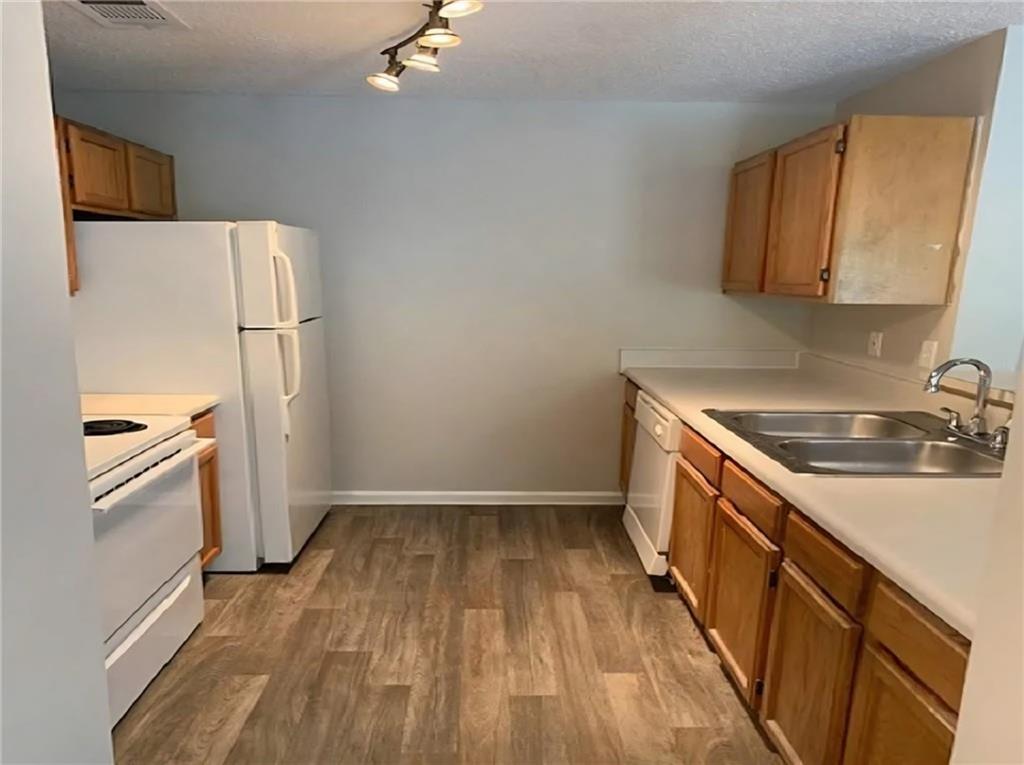 3521 Shepherds Path Decatur, GA 30034 - Photo 5 of 12