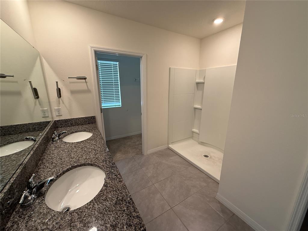 2029 Maple Ridge Drive Zellwood, FL 32798 - Photo 19 of 39