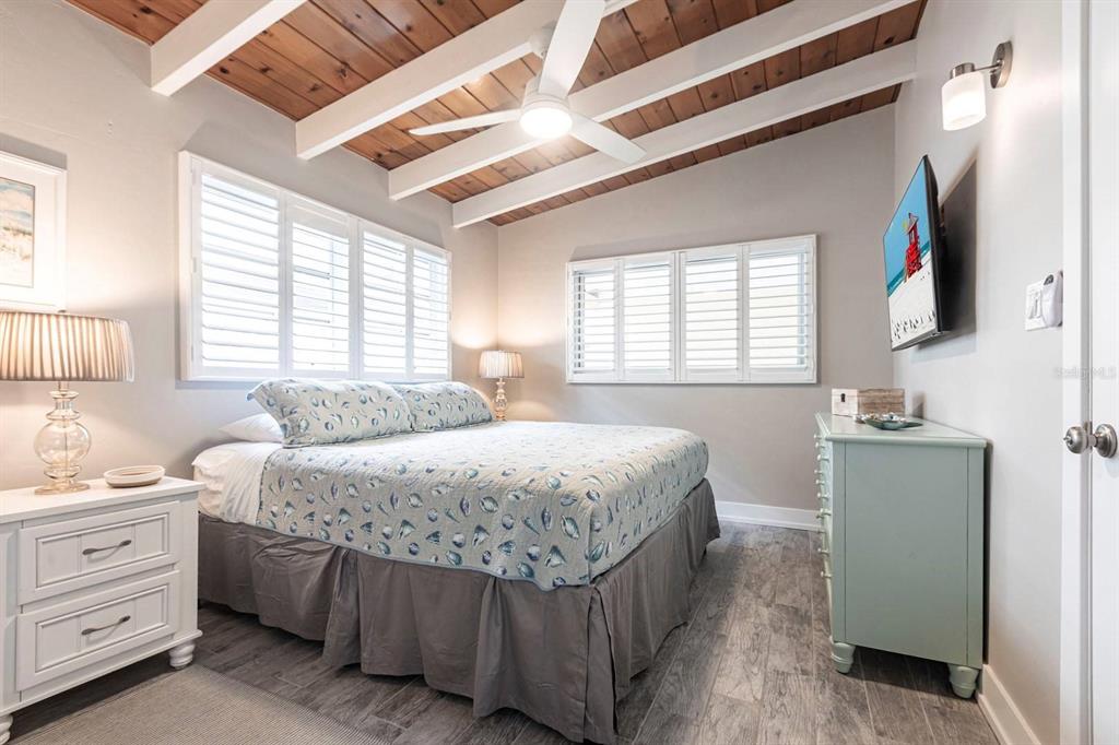 6006 Midnight Pass Road, Unit 22 Sarasota, FL 34242 - Photo 9 of 24