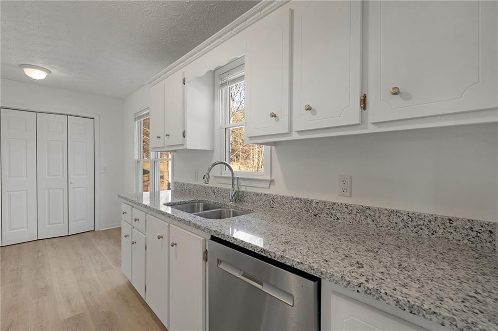 8202 Henderson Mountain Road Jasper, GA 30143 - Photo 22 of 40