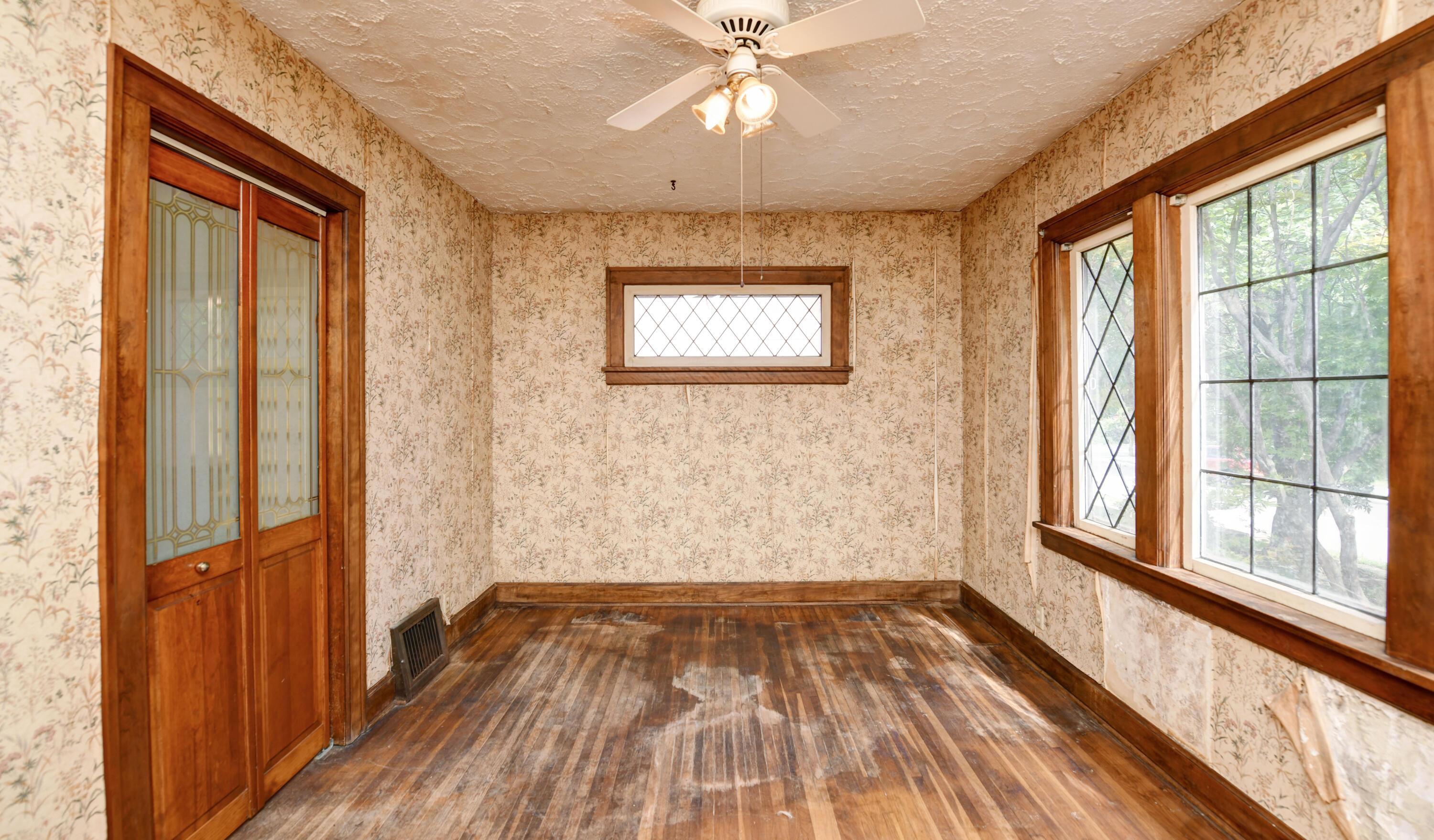 486 East Tulane Road Columbus, OH 43202 - Photo 11 of 32 Dining Room (4)
