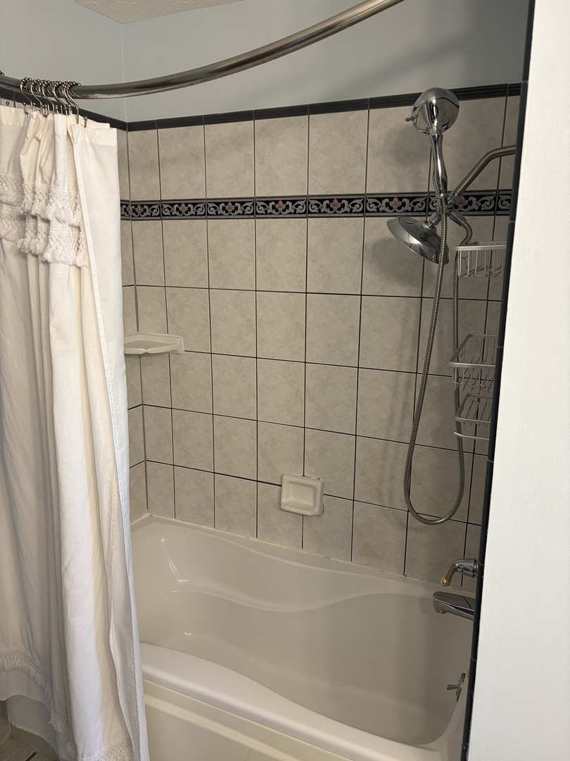 1408 Ridgeport Avenue Bloomington, IL 61704 - Photo 20 of 34