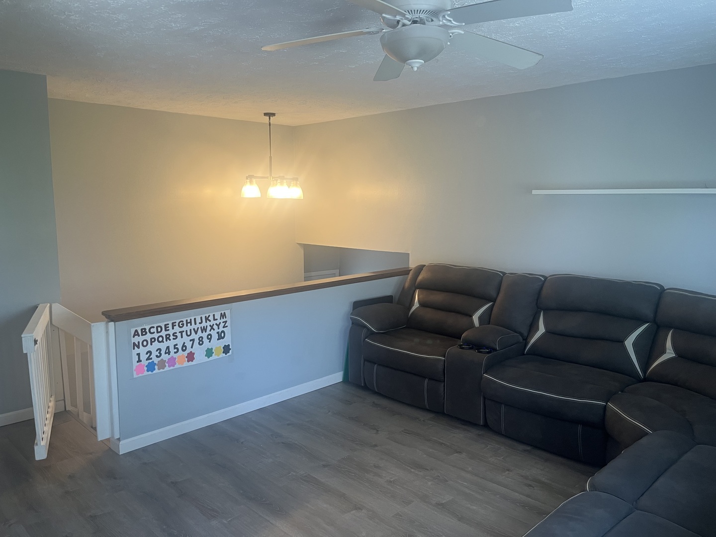 1408 Ridgeport Avenue Bloomington, IL 61704 - Photo 3 of 34