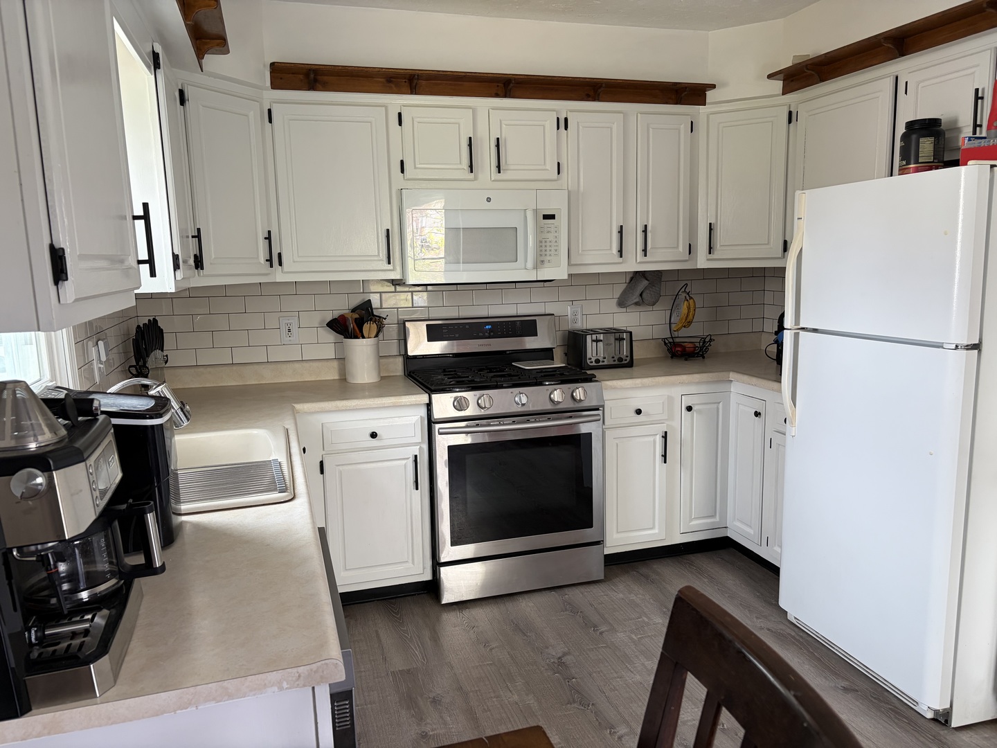 1408 Ridgeport Avenue Bloomington, IL 61704 - Photo 7 of 34