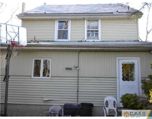102 Rector Street Perth Amboy, NJ 08861 - Photo 2 of 7