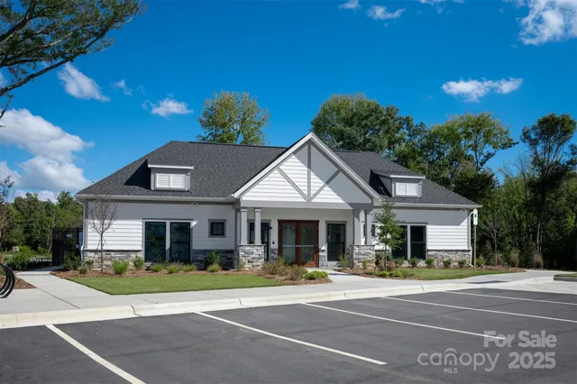 $724,849 | 4048 Zinnia Drive, Unit CGE0101, Harrisburg, NC 28075