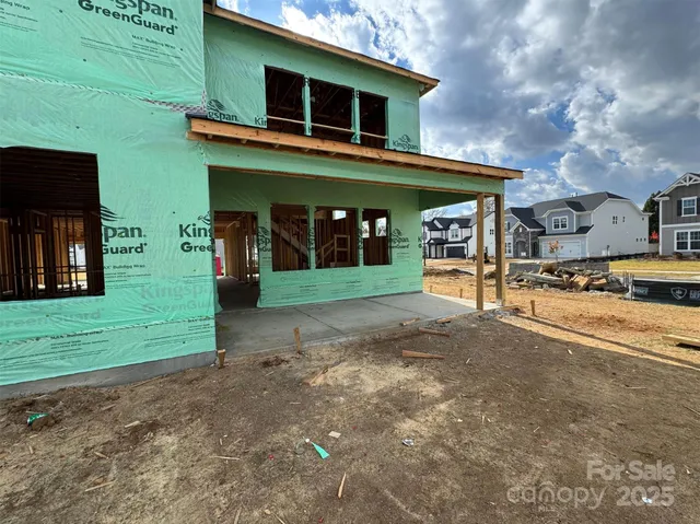 a view of a house with a outdoor space